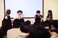 左から司会の中山夏美氏、大童澄瞳、米代恭、米代の担当編集者である金城小百合氏。