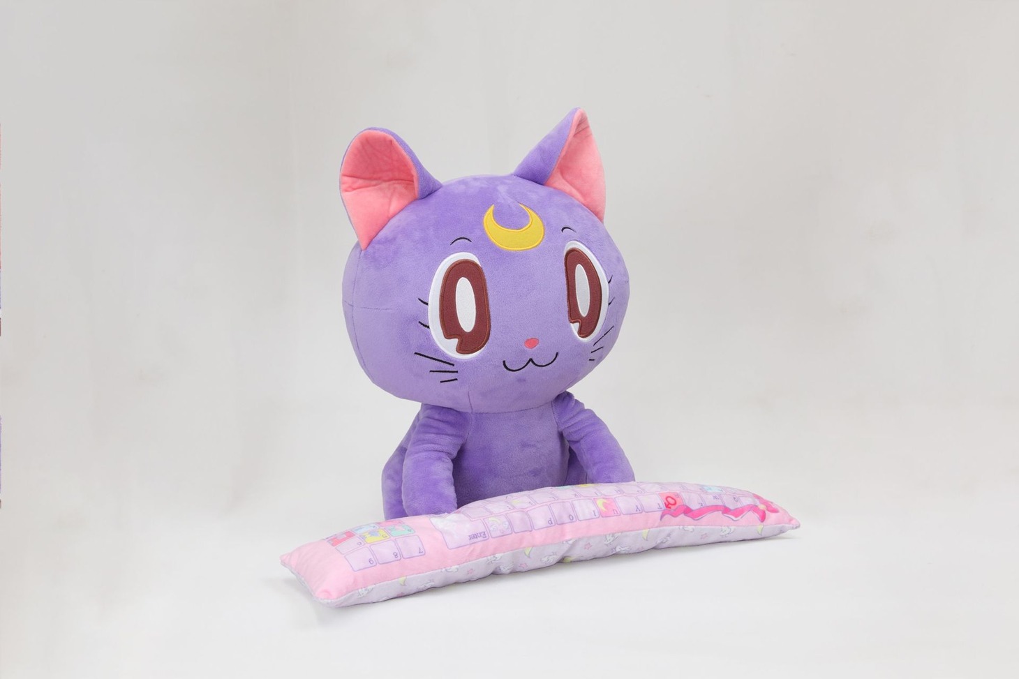 「美少女戦士セーラームーン PCクッション～ルナ～」