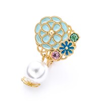 檎と妲己モデルのイヤリング・ピアス。