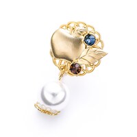 檎と妲己モデルのイヤリング・ピアス。