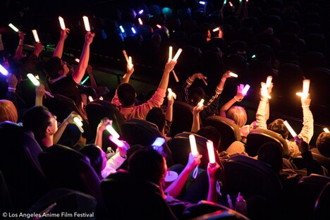 昨年度実施された「KING OF PRISM by PrettyRhythm」の応援上映の様子。