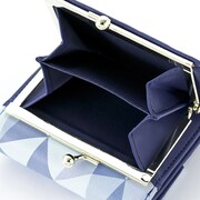 和泉一織をモチーフにしたミニ財布。