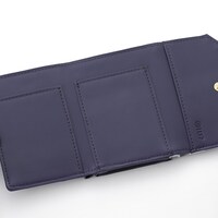 和泉一織をモチーフにしたミニ財布。