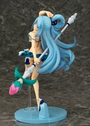 アクアのフィギュア。