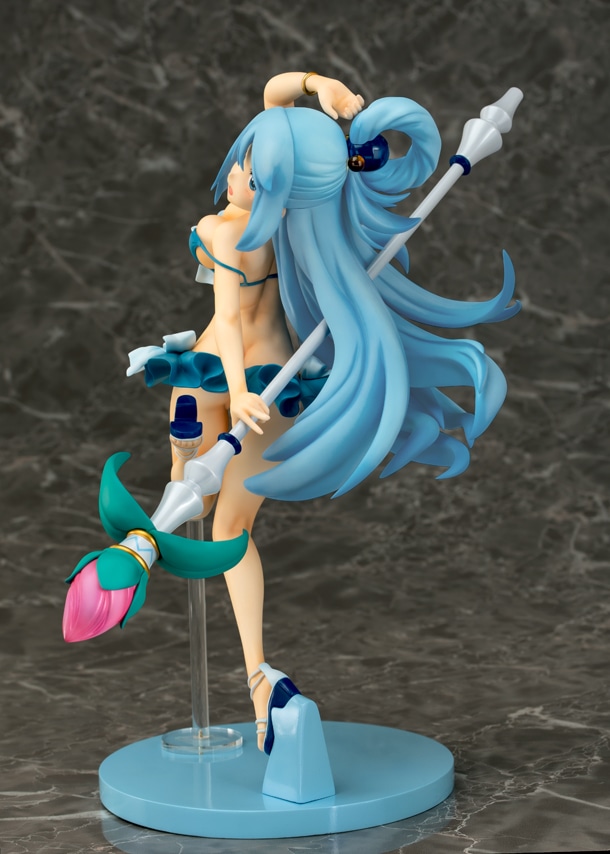 アクアのフィギュア。