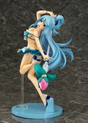 アクアのフィギュア。