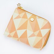 和泉三月をモチーフにしたカードケース。