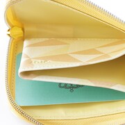 六弥ナギをモチーフにしたカードケース。