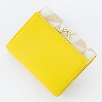 六弥ナギをモチーフにしたミニ財布。