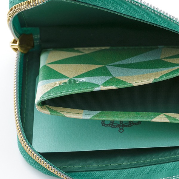 二階堂大和をモチーフにしたカードケース。