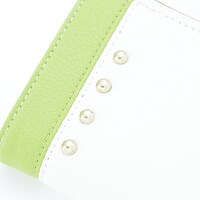 千をモチーフにしたカードケース。