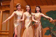 座・ALISA Reading Concert vol.II「『キセキのうた』～私たちの『今』を歌おう～」製作発表より、左から湖月わたる、観月ありさ、春野寿美礼。