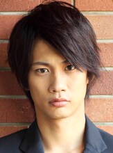 肺炎球菌役の馬場良馬。