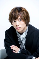 ナイーブT細胞役の太田将熙。