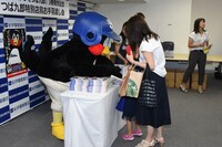 「お手羽渡し会」の様子。