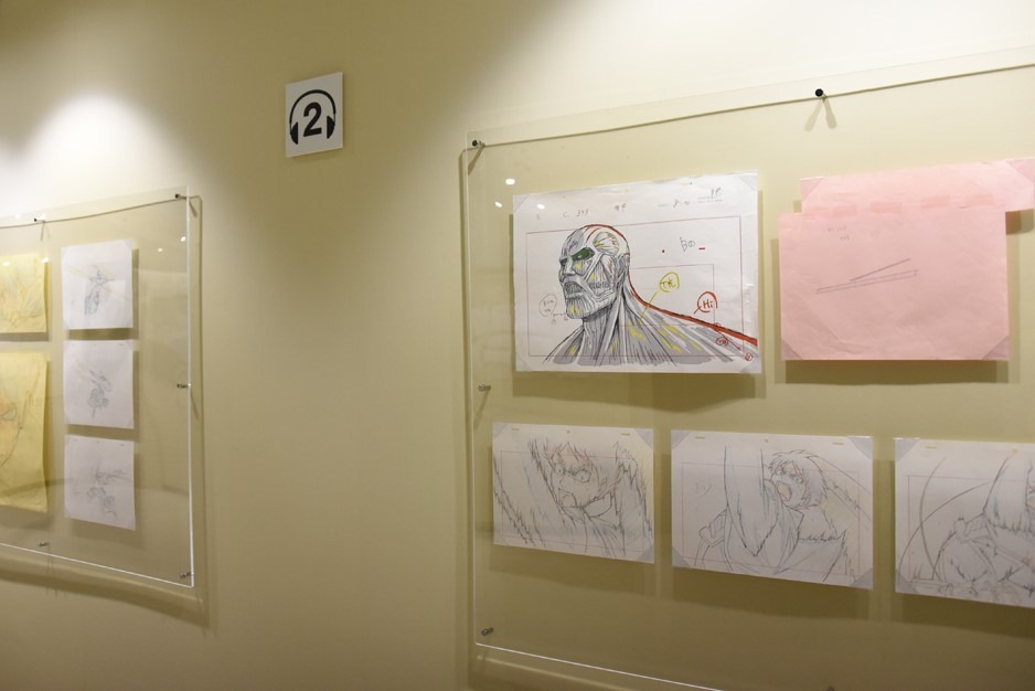 「進撃の巨人 THE ANIMATION GALLERY」の様子。