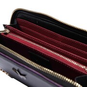 ゼロをイメージした長財布。