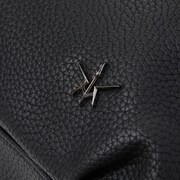 ゼロをイメージしたバッグ。