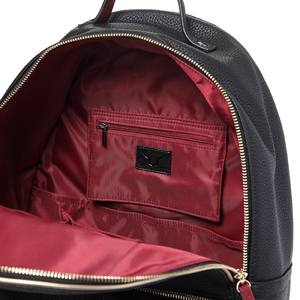 ゼロをイメージしたバッグ。