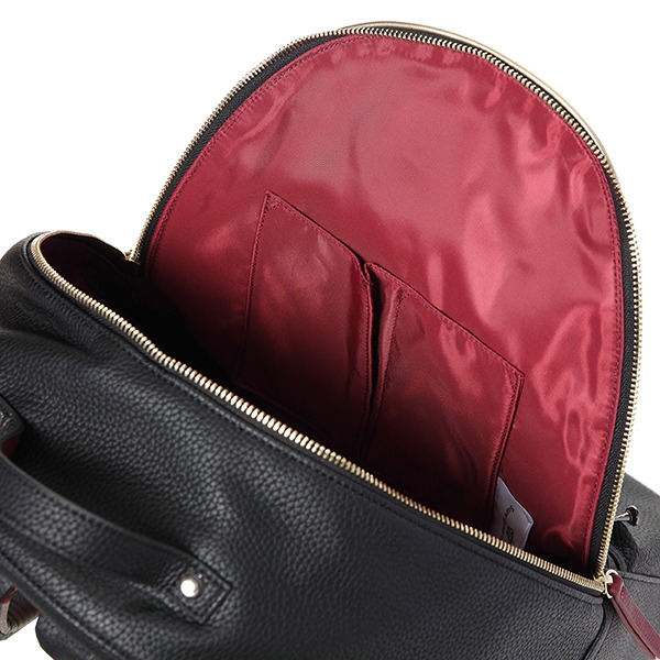 ゼロをイメージしたバッグ。