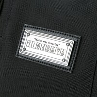 「STEINS;GATE 0」コラボアイテムのバッグ。