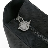 「STEINS;GATE 0」コラボアイテムのバッグ。