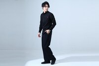 「STEINS;GATE 0」コラボアイテムの着用イメージ。