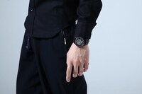 「STEINS;GATE 0」コラボアイテムの着用イメージ。