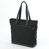 「STEINS;GATE 0」コラボアイテムのバッグ。