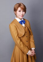 宮崎理奈演じる本郷唯。