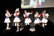 「ラピスリライツ」ステージでのプレゼン大会の様子。