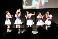 「ラピスリライツ」ステージでのプレゼン大会の様子。