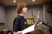 アフレコに挑戦する生駒里奈。