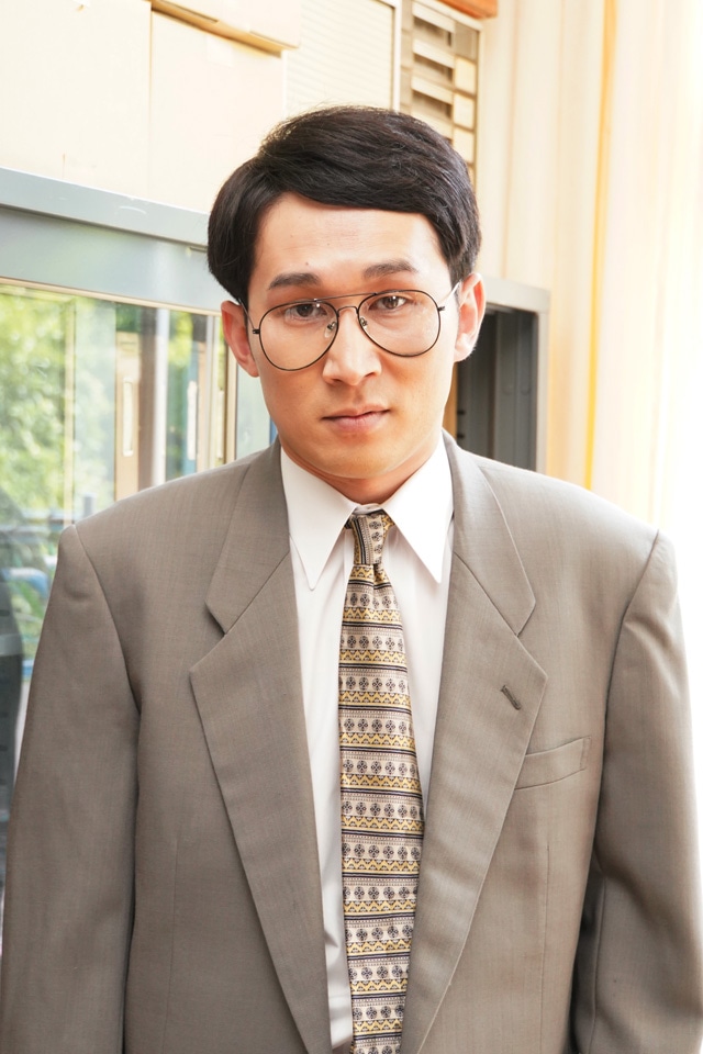 シソンヌ・じろう扮する坂本先生。