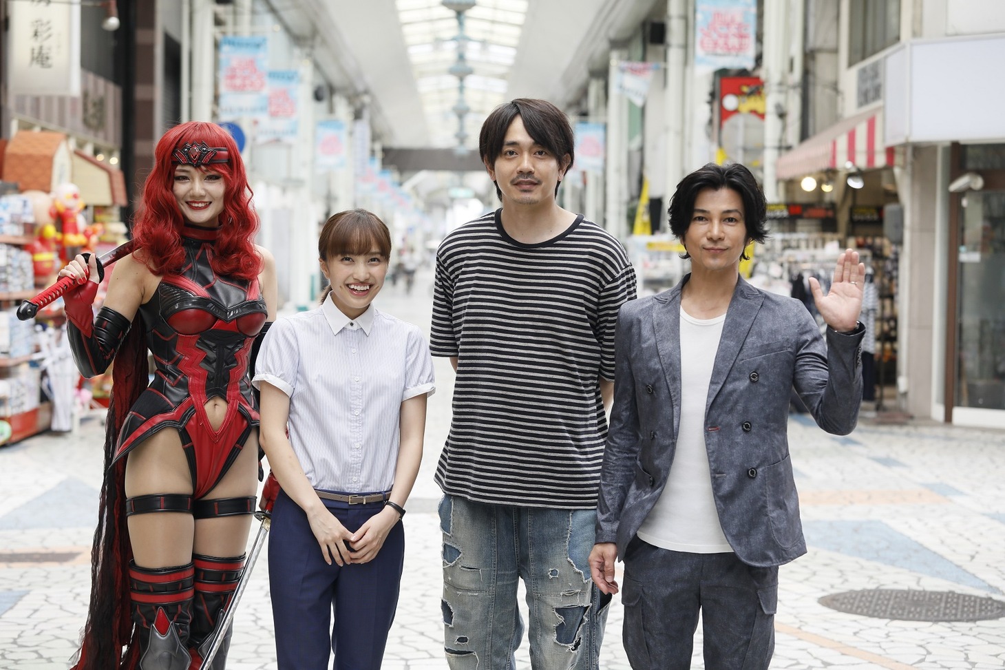 左からジェン役の片山萌美、林田紬役の百田夏菜子、望月翔役の青柳翔、島田浩一役の武田真治。