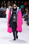 ブチャラティが着用したバレンシアガの衣服。Courtesy of BALENCIAGA