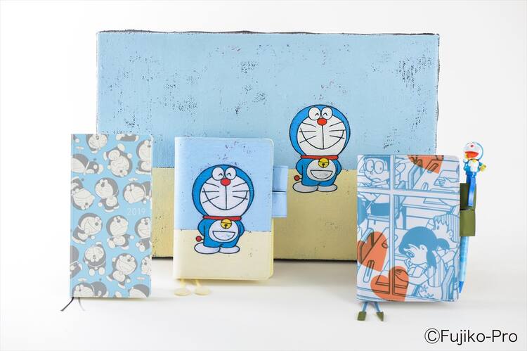 19年はドラえもんと一緒に過ごそう ほぼ日手帳に ドラえもん デザイン登場 コミックナタリー