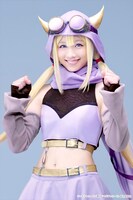 渡邉美穂扮する深月フェリシア。