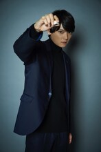 古川雄輝扮する井川ひろゆき。