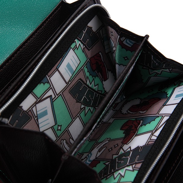 緑谷出久モデルの財布。