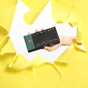 爆豪勝己モデルのスマートフォンケース。