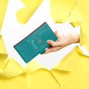 緑谷出久モデルのスマートフォンケース。