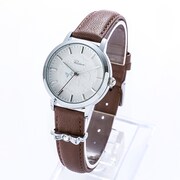 神無月郁モデルの腕時計。