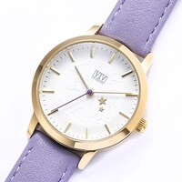 睦月始モデルの腕時計。