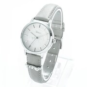 霜月隼モデルの腕時計。