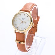 卯月新モデルの腕時計。