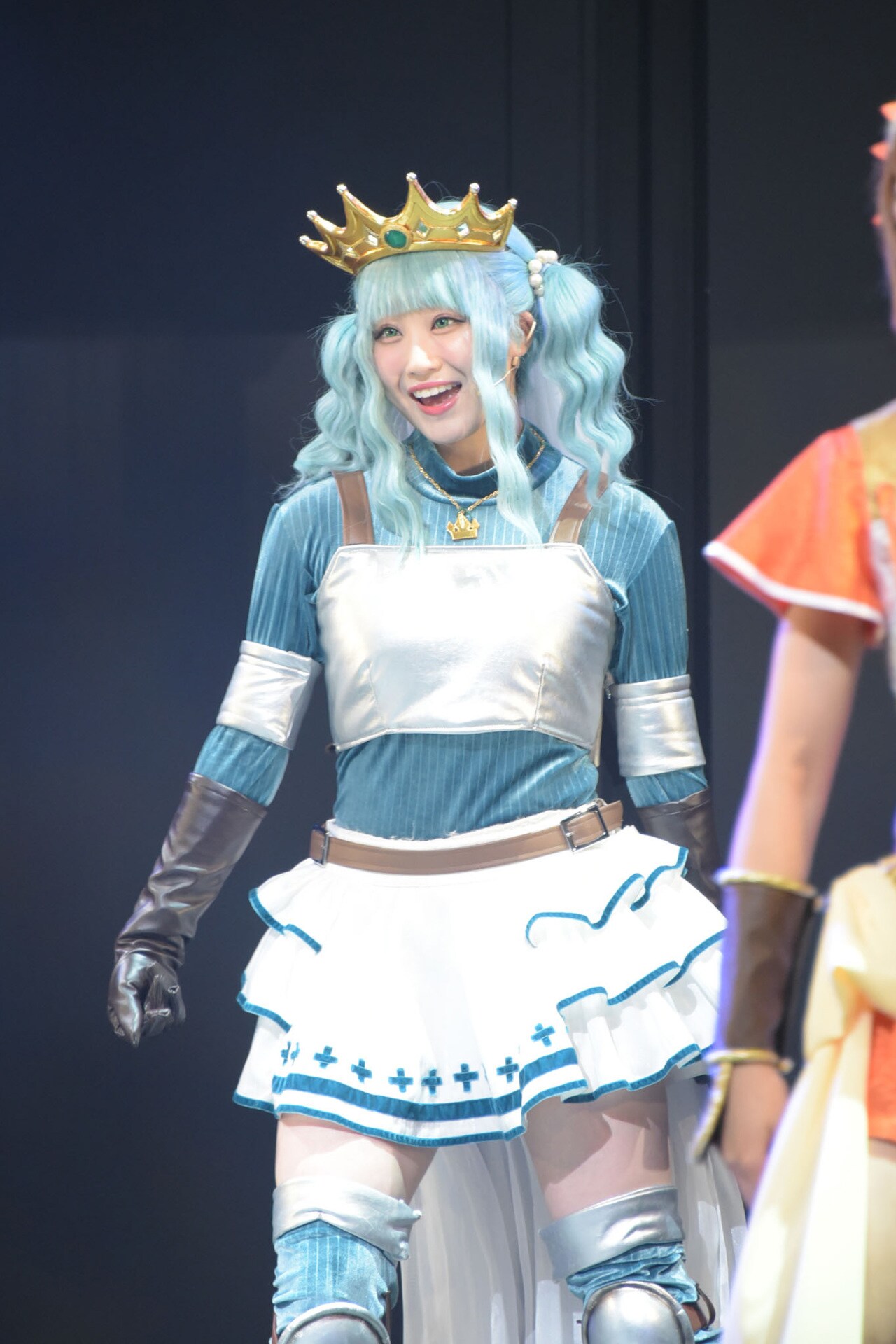 潮紗理菜演じる二葉さな。 [画像ギャラリー 10/28] - ステージナタリー