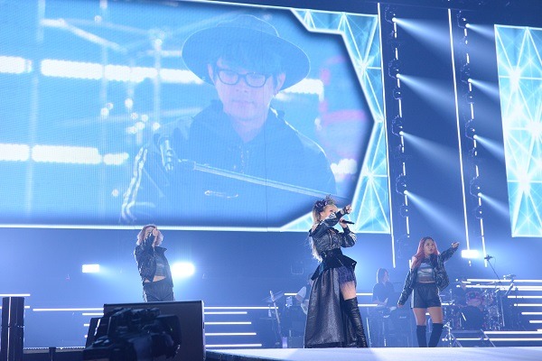 GARNiDELiA