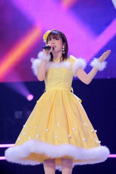 内田真礼