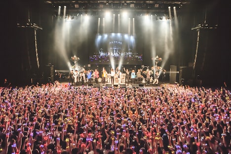 「ヒプノシスマイク -Division Rap Battle- 2nd LIVE@シナガワ《韻踏闘技大會》」の様子。（Photo by 粂井健太）